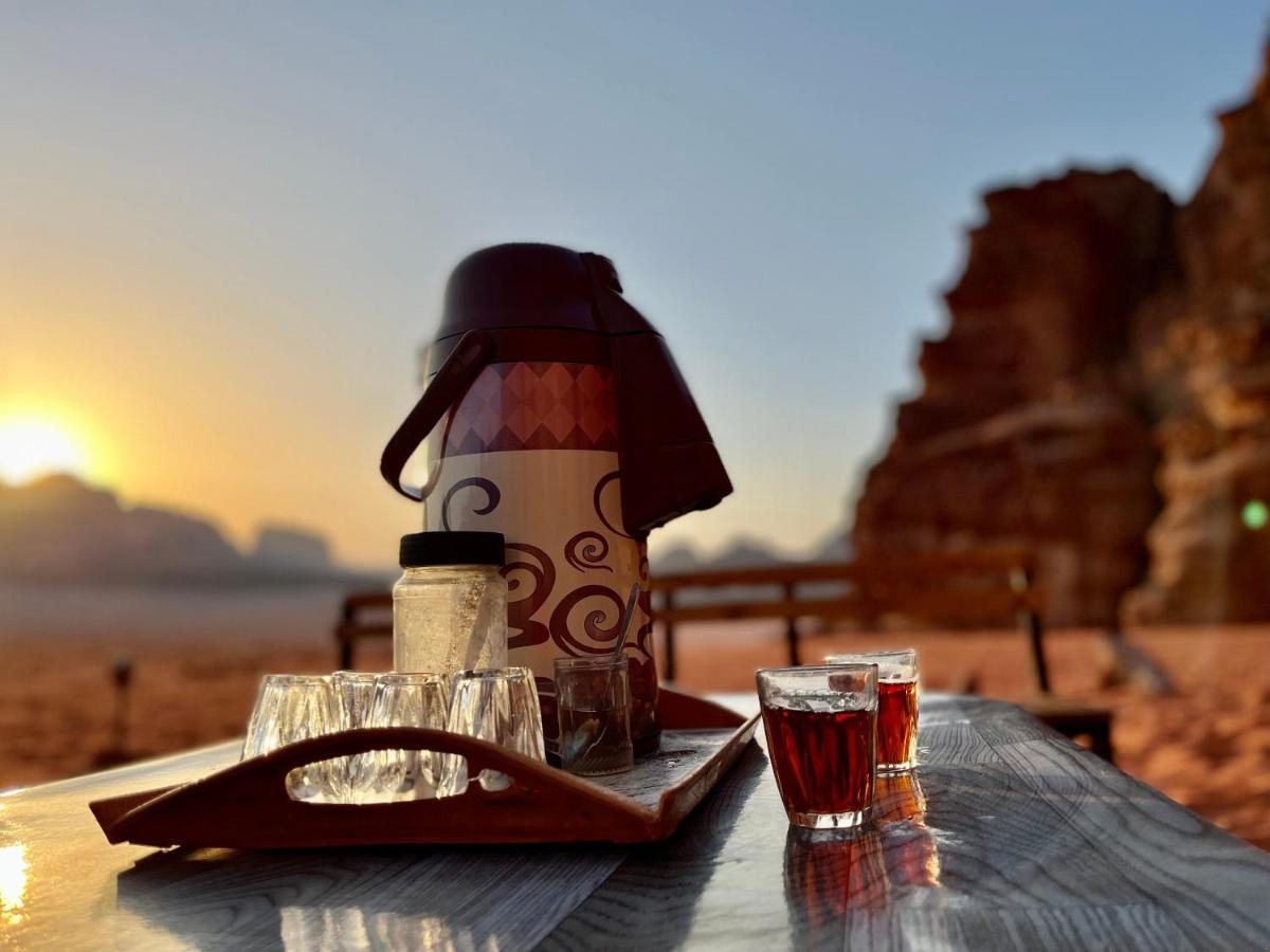 ホテル Bedouin Nights Camp ワディ ・ラム エクステリア 写真